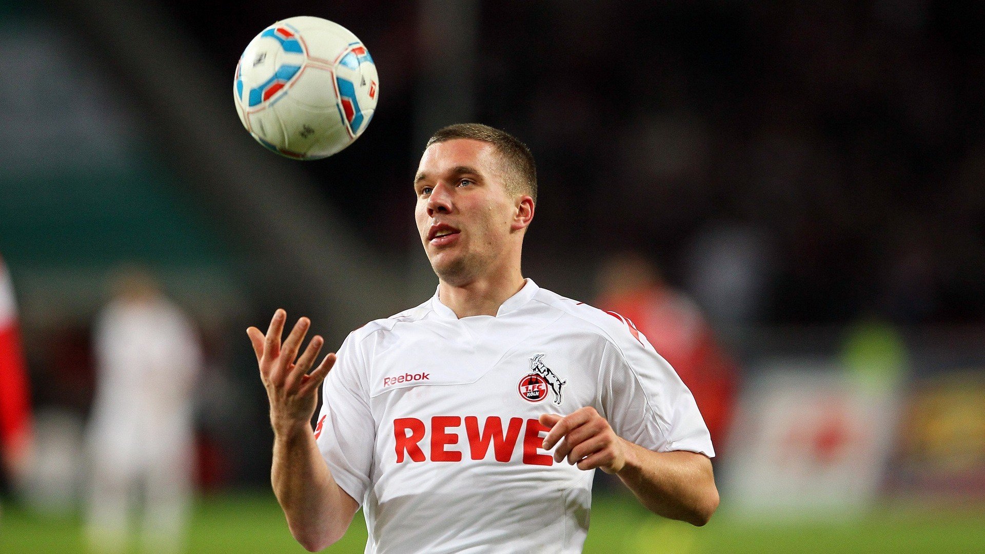 中国短道速滑青少年联赛长春站 男子U18接力项目上演跌宕起伏大逆转